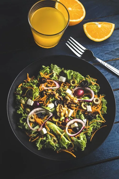 Plato de fusión con influencias latinoamericanas